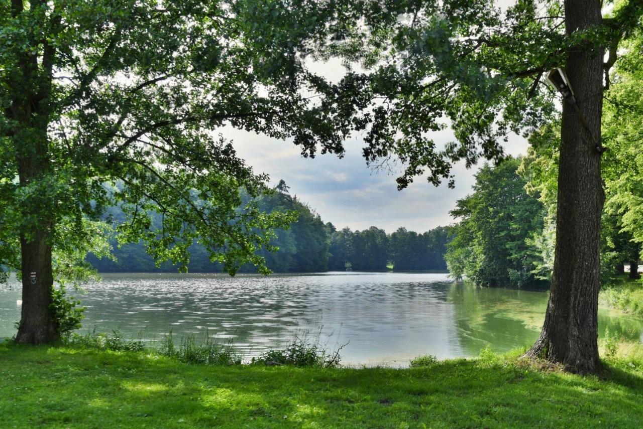 Balonovy A Pivovar Hotel Radesin